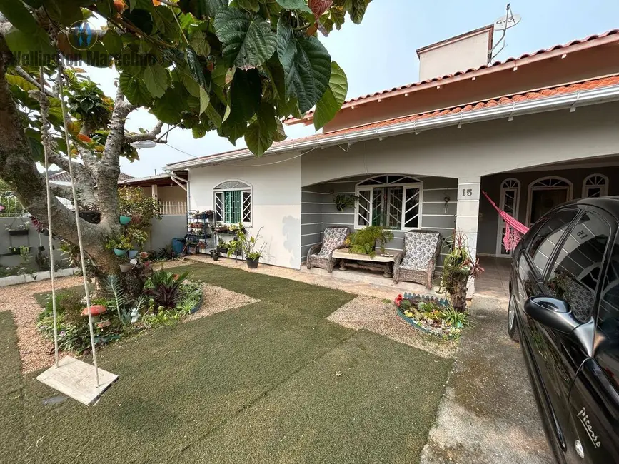 Foto 2 de Casa com 3 quartos à venda, 80m2 em Praia de Fora, Palhoca - SC