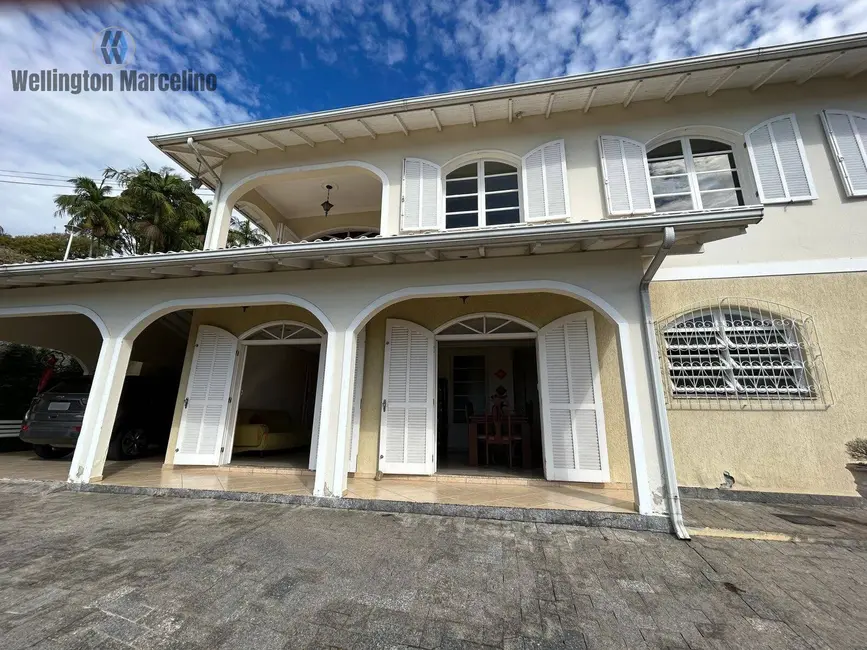 Foto 7 de Casa com 4 quartos à venda, 211m2 em Centro, Sao Jose - SC