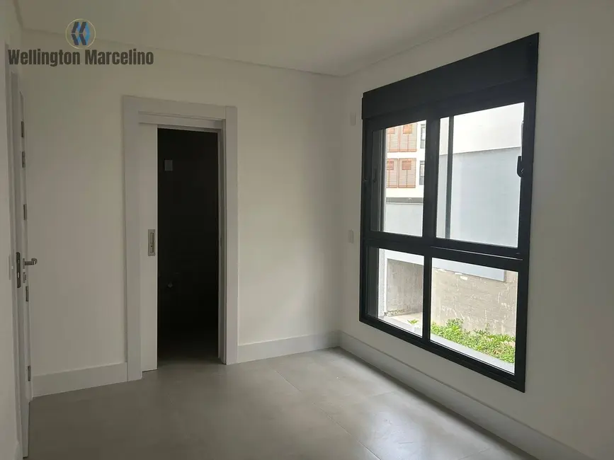 Apartamento com 3 quartos à venda, 134m2 em João Paulo, Florianopolis - SC - imagem 8 Foto 8 de Apartamento com 3 quartos à venda, 134m2 em João Paulo, Florianopolis - SC