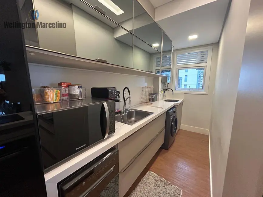 Foto 2 de Apartamento com 2 quartos à venda, 75m2 em Centro, Florianopolis - SC