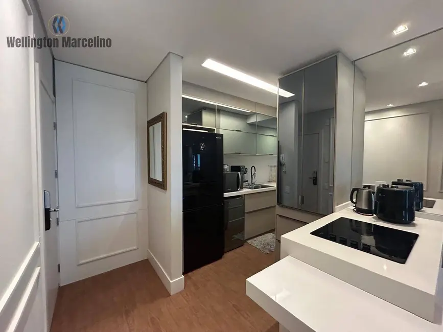 Apartamento com 2 quartos à venda, 75m2 em Centro, Florianopolis - SC - imagem 5 Foto 5 de Apartamento com 2 quartos à venda, 75m2 em Centro, Florianopolis - SC