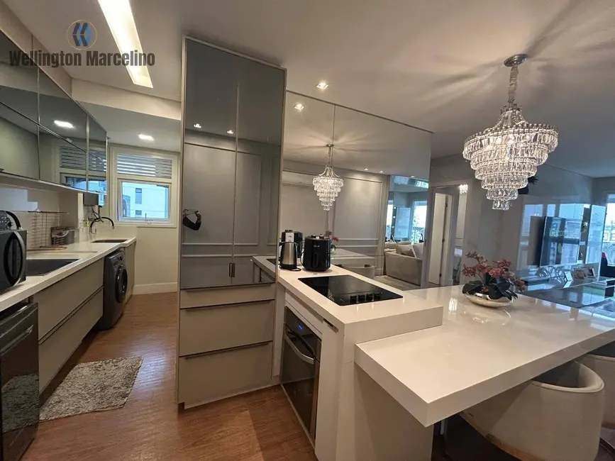 Apartamento com 2 quartos à venda, 75m2 em Centro, Florianopolis - SC - imagem 4 Foto 4 de Apartamento com 2 quartos à venda, 75m2 em Centro, Florianopolis - SC