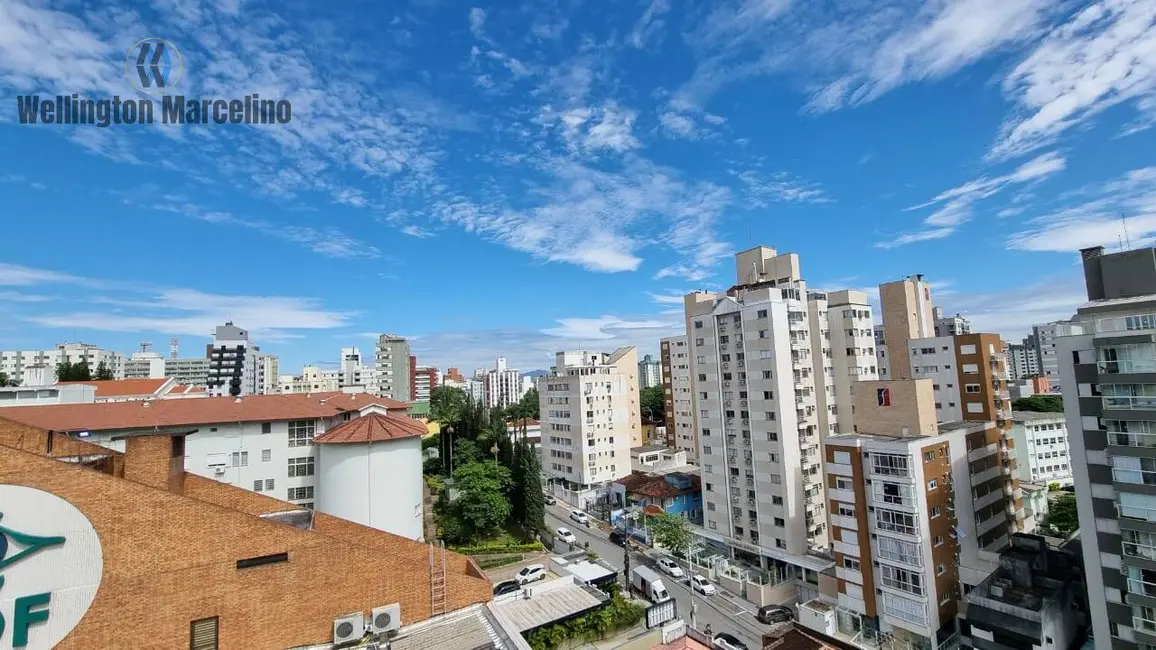 Apartamento com 2 quartos à venda, 70m2 em Centro, Florianopolis - SC - imagem 5 Foto 5 de Apartamento com 2 quartos à venda, 70m2 em Centro, Florianopolis - SC