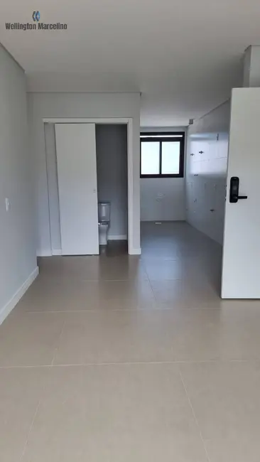 Apartamento com 2 quartos à venda, 70m2 em Centro, Florianopolis - SC - imagem 8 Foto 8 de Apartamento com 2 quartos à venda, 70m2 em Centro, Florianopolis - SC
