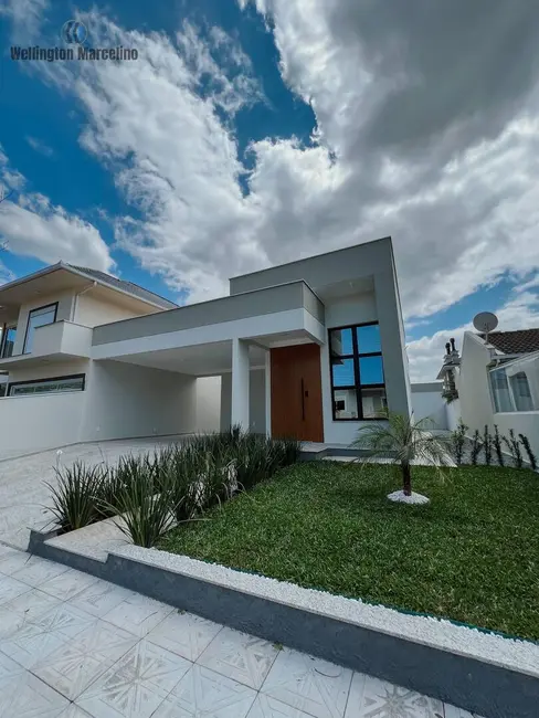Foto 1 de Casa com 3 quartos à venda, 137m2 em Praia de Fora, Palhoca - SC