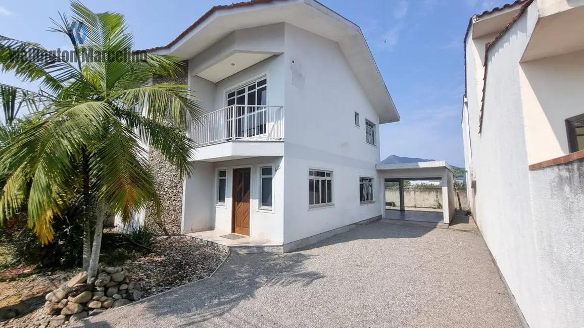 Foto 2 de Casa com 5 quartos à venda, 200m2 em Centro, Palhoca - SC