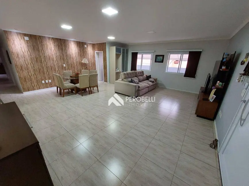 Foto 2 de Casa com 4 quartos à venda, 414m2 em Centro, Itatiba - SP