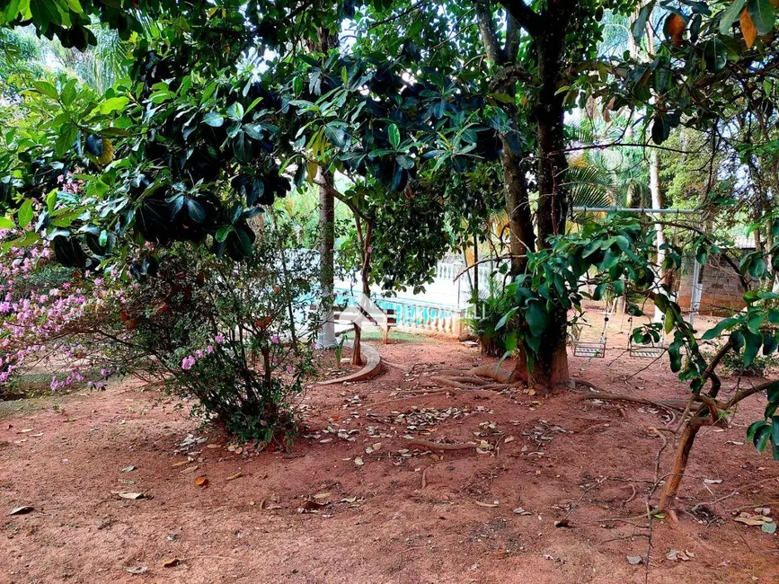 Foto 4 de Chácara com 2 quartos à venda, 3000m2 em Centro, Itatiba - SP