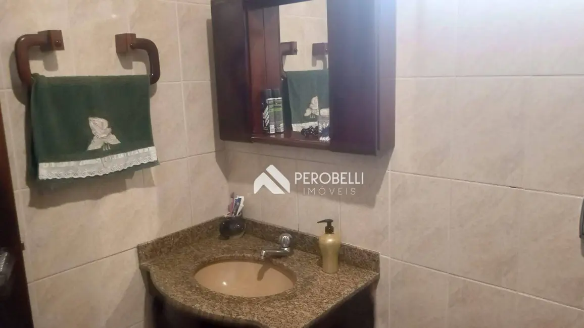 Casa com 2 quartos à venda, 248m2 em Centro, Itatiba - SP - imagem 3 Foto 3 de Casa com 2 quartos à venda, 248m2 em Centro, Itatiba - SP