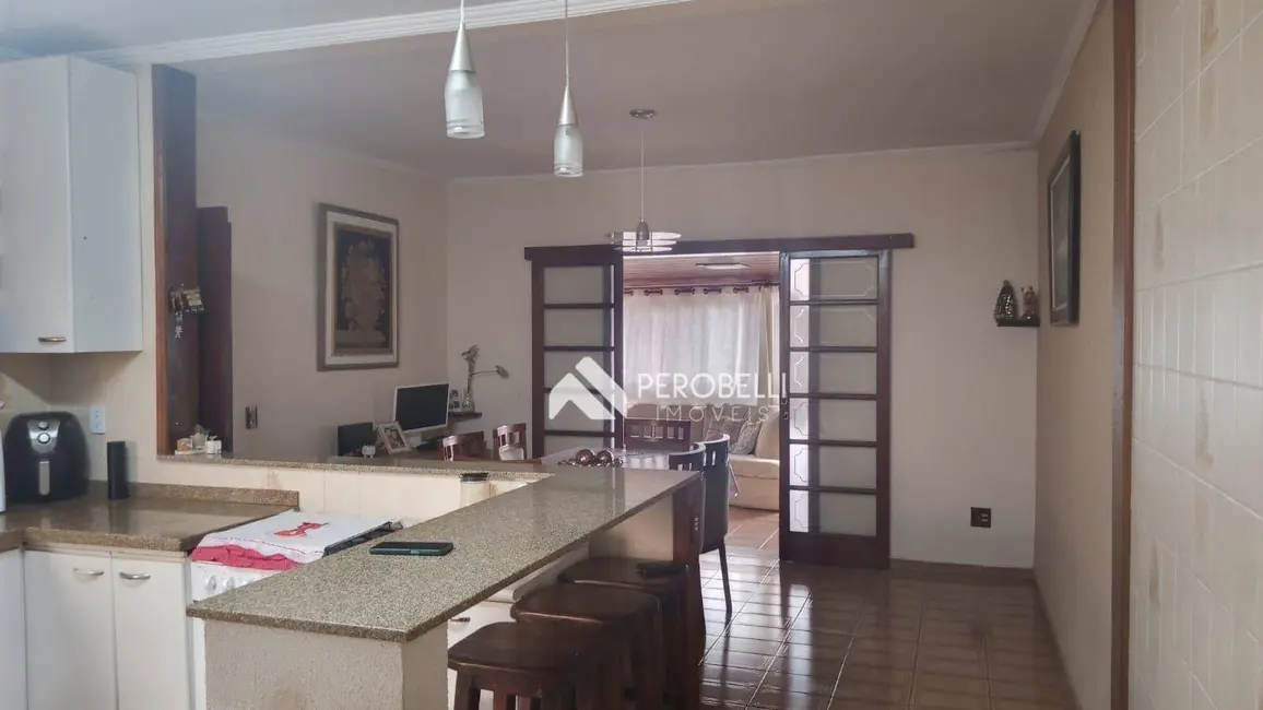 Casa com 2 quartos à venda, 248m2 em Centro, Itatiba - SP - imagem 8 Foto 8 de Casa com 2 quartos à venda, 248m2 em Centro, Itatiba - SP