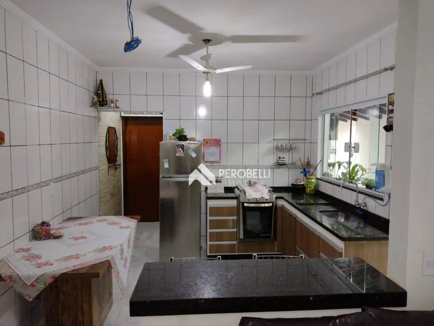 Casa com 2 quartos à venda, 138m2 em Centro, Itatiba - SP - imagem 6 Foto 6 de Casa com 2 quartos à venda, 138m2 em Centro, Itatiba - SP