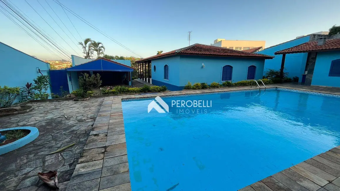 Foto 9 de Casa com 3 quartos à venda, 1025m2 em Jardim México, Itatiba - SP