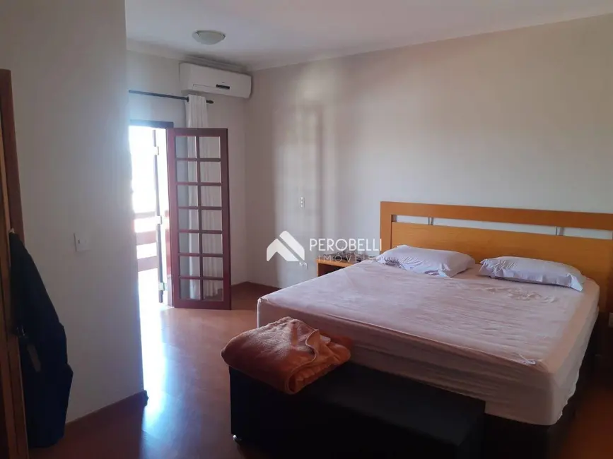 Foto 6 de Sobrado com 4 quartos à venda, 300m2 em Parque das Laranjeiras, Itatiba - SP