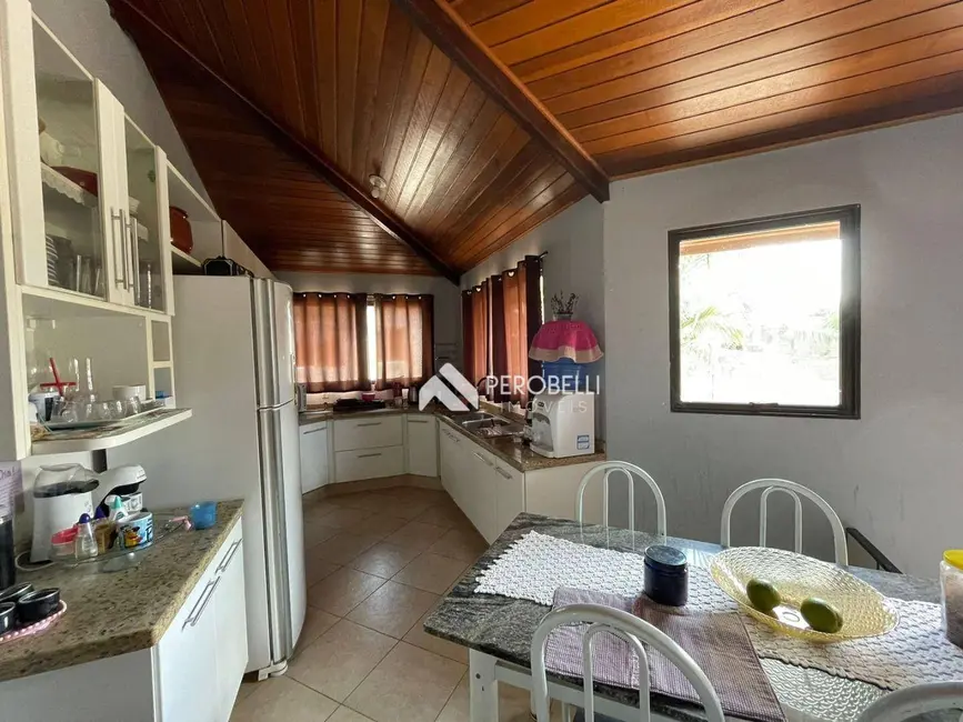 Foto 6 de Chácara com 3 quartos à venda, 1000m2 em Centro, Itatiba - SP