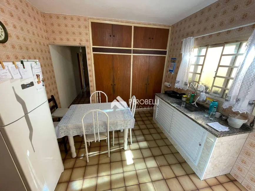 Foto 5 de Casa com 3 quartos à venda, 414m2 em Centro, Itatiba - SP