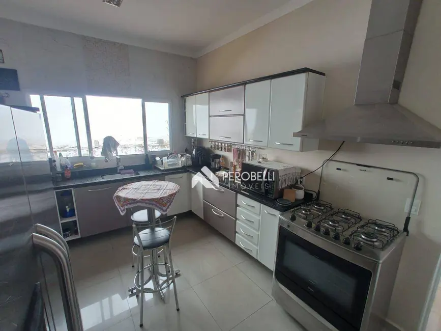 Foto 9 de Casa com 3 quartos à venda, 360m2 em Centro, Itatiba - SP