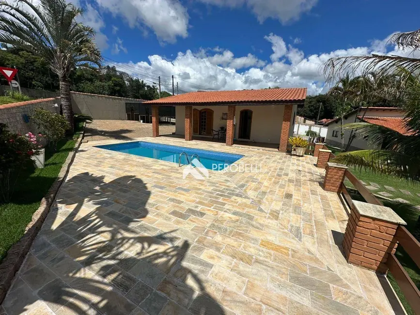 Chácara com 2 quartos à venda, 3942m2 em Recanto Princesa da Colina, Itatiba - SP - imagem 3 Foto 3 de Chácara com 2 quartos à venda, 3942m2 em Recanto Princesa da Colina, Itatiba - SP