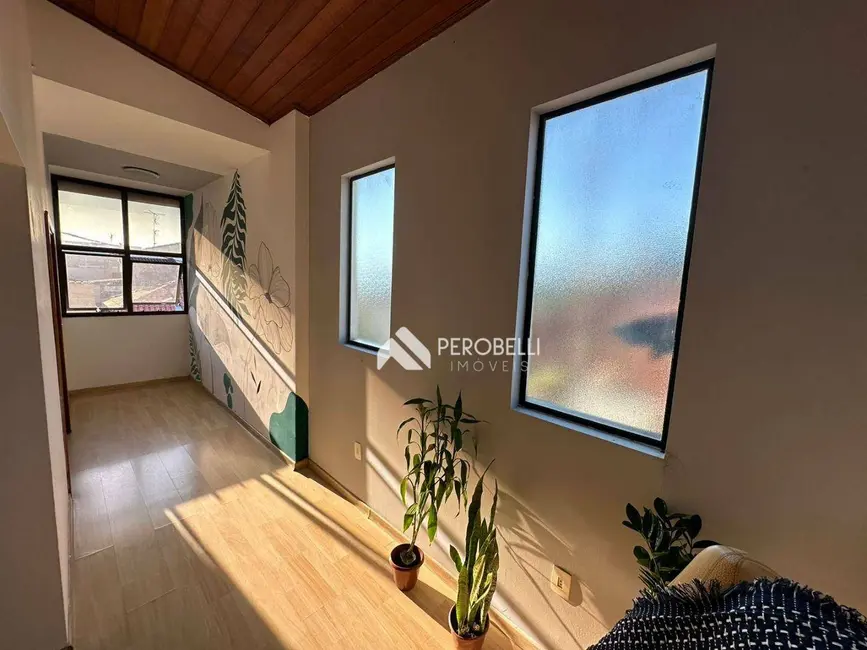 Casa com 3 quartos à venda, 118m2 em Centro, Itatiba - SP - imagem 4 Foto 4 de Casa com 3 quartos à venda, 118m2 em Centro, Itatiba - SP