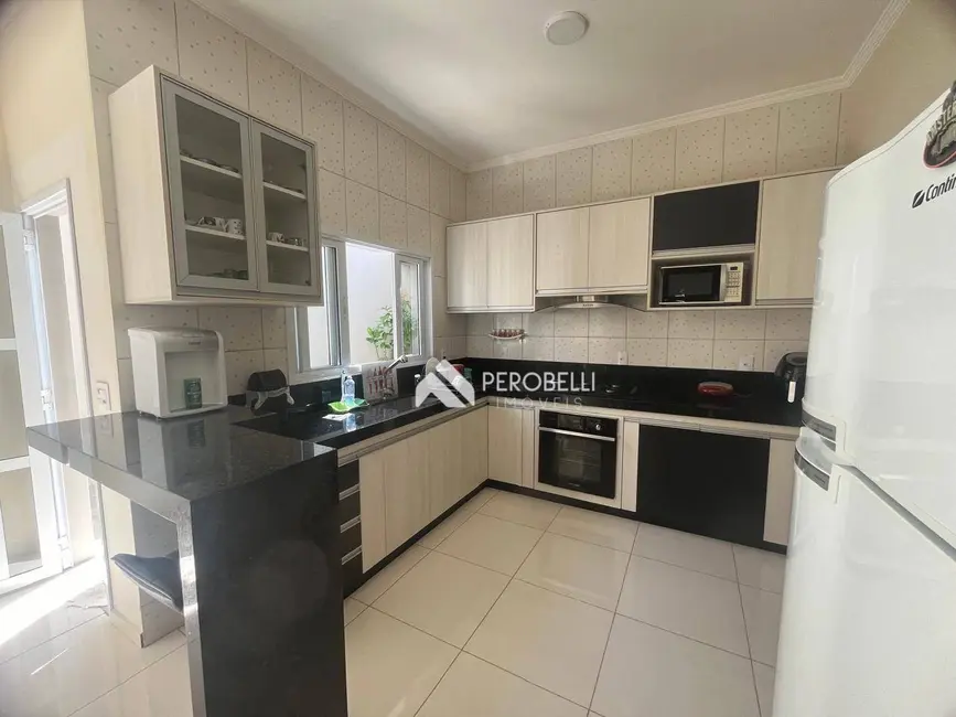 Foto 8 de Casa com 3 quartos à venda, 150m2 em Centro, Itatiba - SP