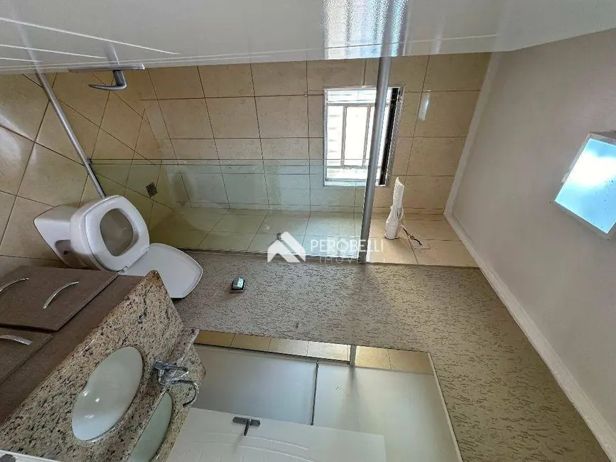 Chácara com 3 quartos à venda, 1000m2 em Centro, Itatiba - SP - imagem 4 Foto 4 de Chácara com 3 quartos à venda, 1000m2 em Centro, Itatiba - SP