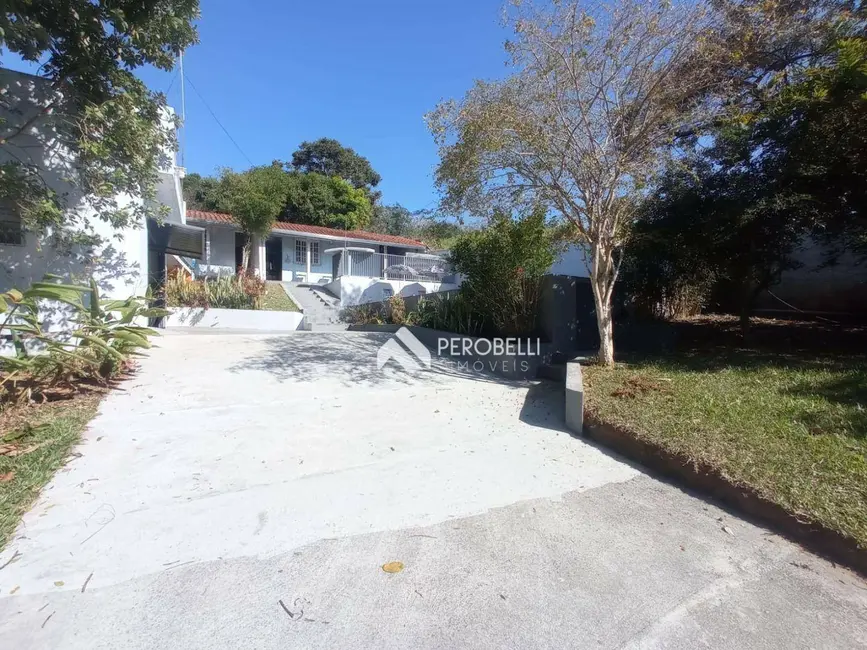 Chácara com 2 quartos à venda, 1000m2 em Centro, Itatiba - SP - imagem 2 Foto 2 de Chácara com 2 quartos à venda, 1000m2 em Centro, Itatiba - SP