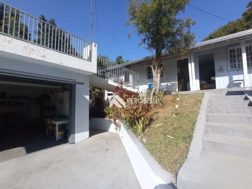 Chácara com 2 quartos à venda, 1000m2 em Centro, Itatiba - SP - imagem 3 Foto 3 de Chácara com 2 quartos à venda, 1000m2 em Centro, Itatiba - SP