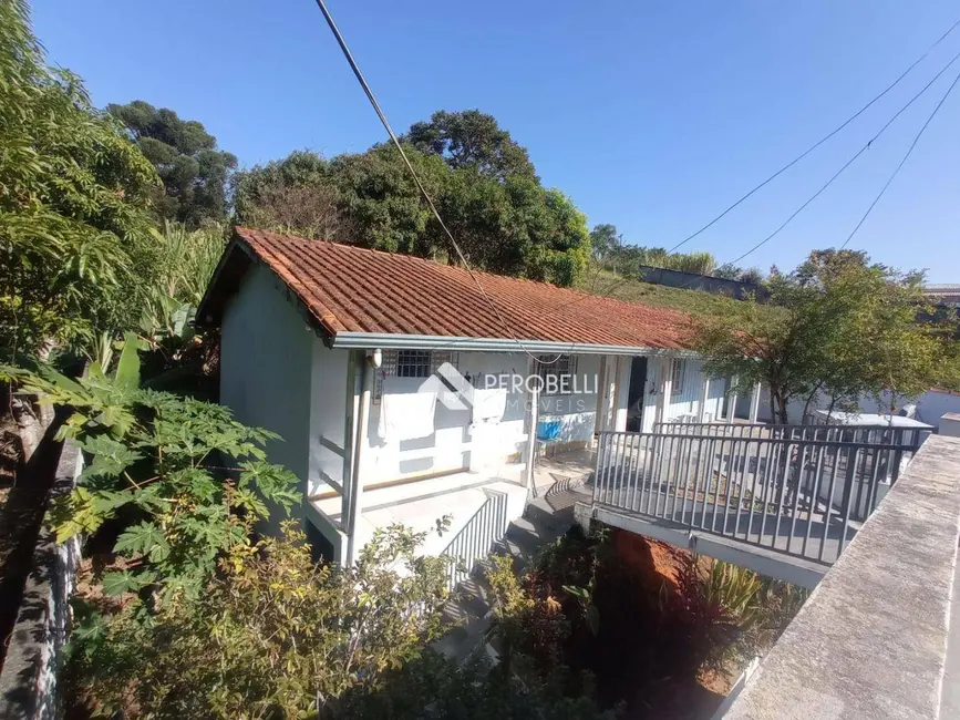 Chácara com 2 quartos à venda, 1000m2 em Centro, Itatiba - SP - imagem 4 Foto 4 de Chácara com 2 quartos à venda, 1000m2 em Centro, Itatiba - SP