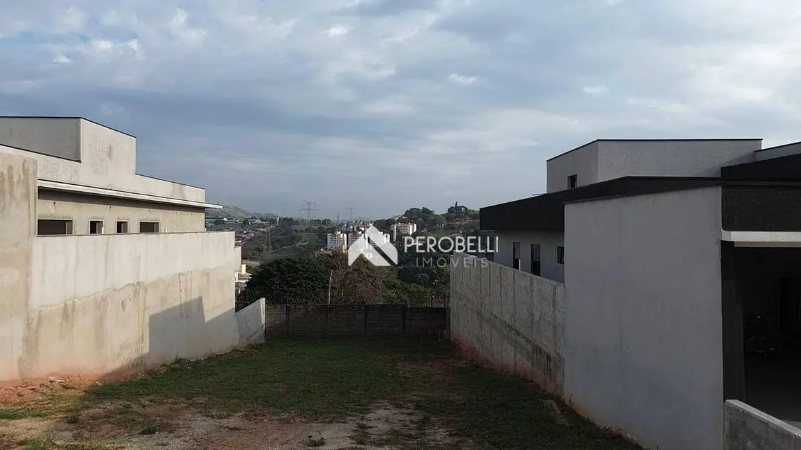 Foto 1 de Terreno / Lote à venda, 384m2 em Centro, Itatiba - SP