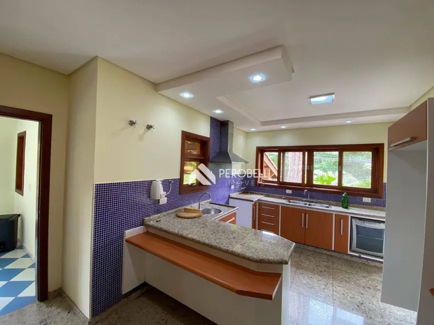 Casa com 4 quartos à venda, 1500m2 em Centro, Itatiba - SP - imagem 6 Foto 6 de Casa com 4 quartos à venda, 1500m2 em Centro, Itatiba - SP