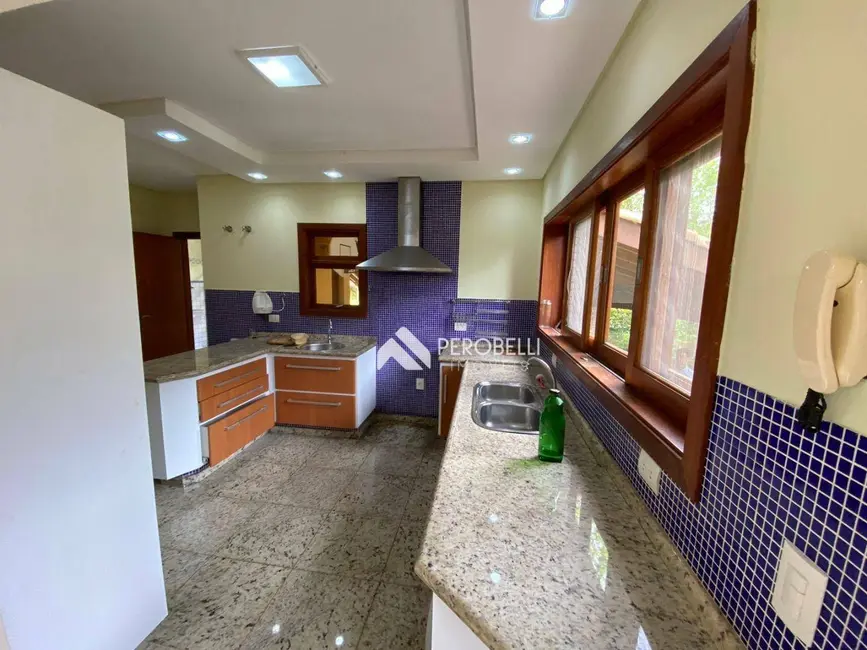 Casa com 4 quartos à venda, 1500m2 em Centro, Itatiba - SP - imagem 7 Foto 7 de Casa com 4 quartos à venda, 1500m2 em Centro, Itatiba - SP