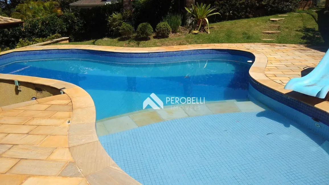 Casa com 4 quartos à venda, 1500m2 em Centro, Itatiba - SP - imagem 9 Foto 9 de Casa com 4 quartos à venda, 1500m2 em Centro, Itatiba - SP