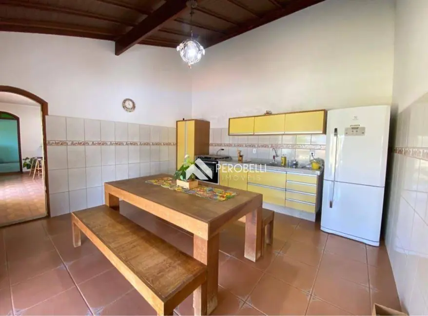 Foto 3 de Chácara com 3 quartos à venda, 1875m2 em Centro, Itatiba - SP