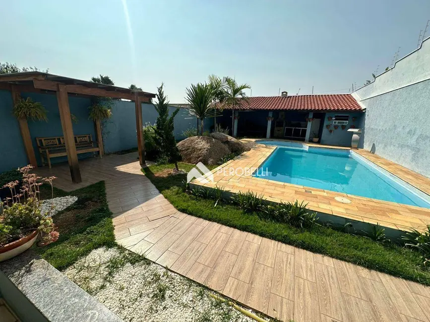 Foto 5 de Casa com 3 quartos à venda, 364m2 em Centro, Itatiba - SP