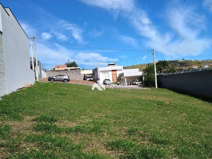 Terreno / Lote à venda, 562m2 em Centro, Itatiba - SP - imagem 2 Foto 2 de Terreno / Lote à venda, 562m2 em Centro, Itatiba - SP