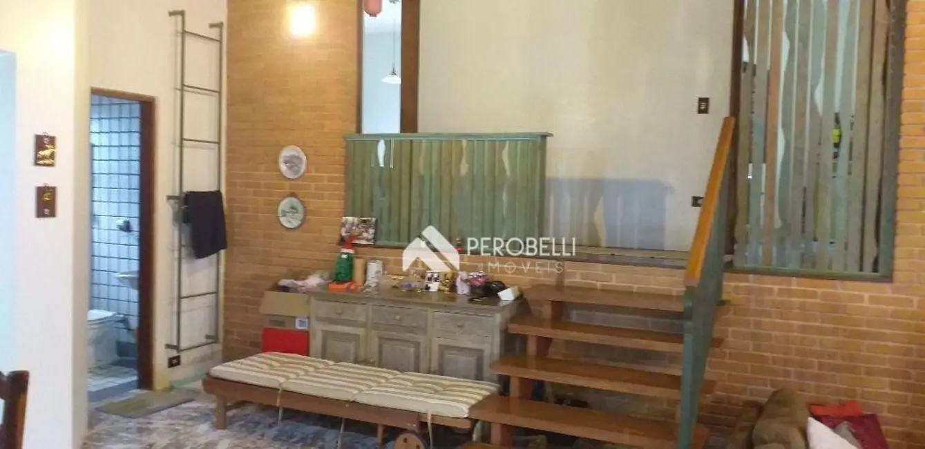 Chácara com 3 quartos à venda, 2013m2 em Centro, Itatiba - SP - imagem 8 Foto 8 de Chácara com 3 quartos à venda, 2013m2 em Centro, Itatiba - SP