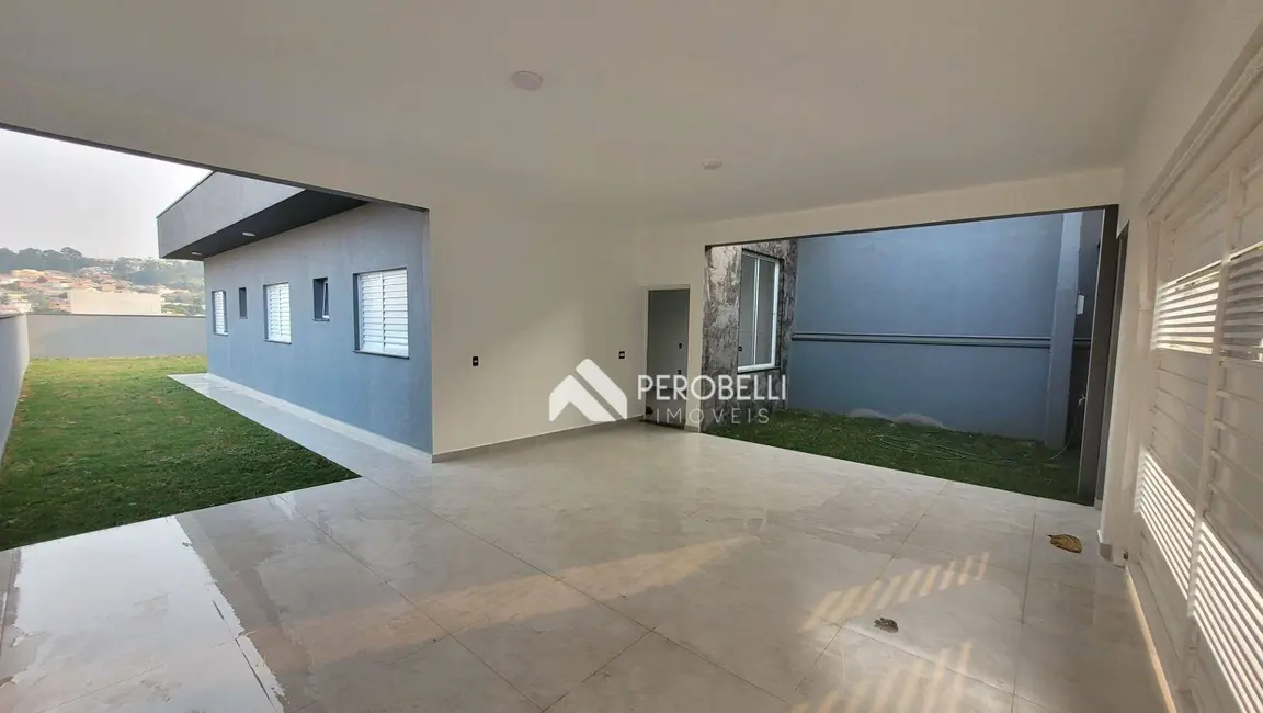 Foto 1 de Casa com 3 quartos à venda, 250m2 em Centro, Itatiba - SP