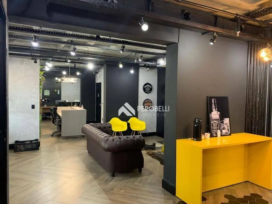 Foto 3 de Sala Comercial à venda, 224m2 em Centro, Itatiba - SP