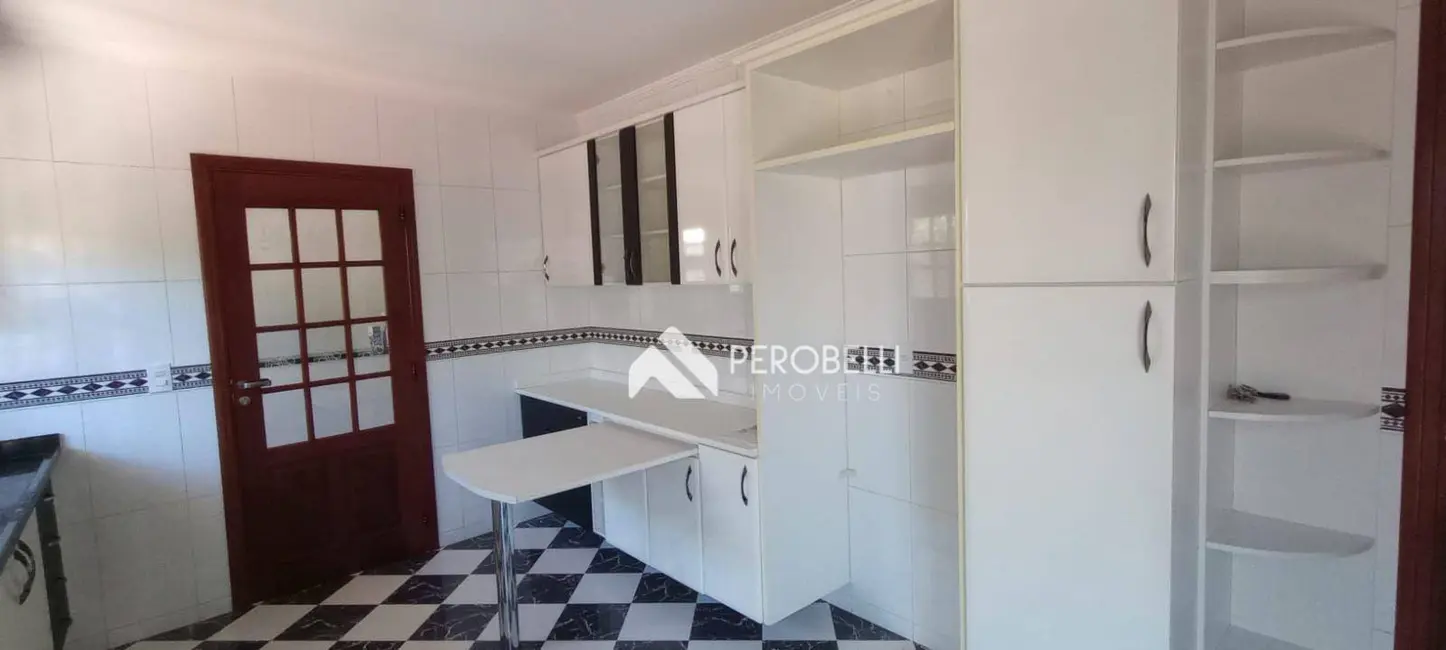 Casa com 3 quartos à venda, 250m2 em Centro, Itatiba - SP - imagem 6 Foto 6 de Casa com 3 quartos à venda, 250m2 em Centro, Itatiba - SP