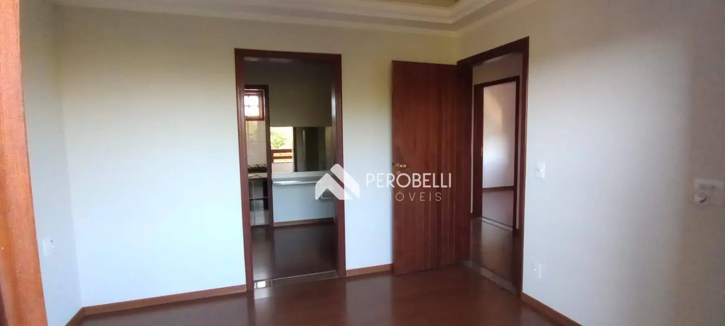 Casa com 3 quartos à venda, 250m2 em Centro, Itatiba - SP - imagem 5 Foto 5 de Casa com 3 quartos à venda, 250m2 em Centro, Itatiba - SP