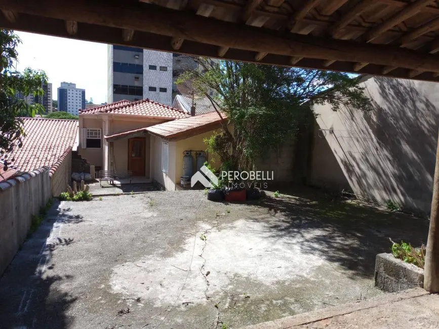 Casa com 4 quartos à venda, 291m2 em Centro, Itatiba - SP - imagem 3 Foto 3 de Casa com 4 quartos à venda, 291m2 em Centro, Itatiba - SP