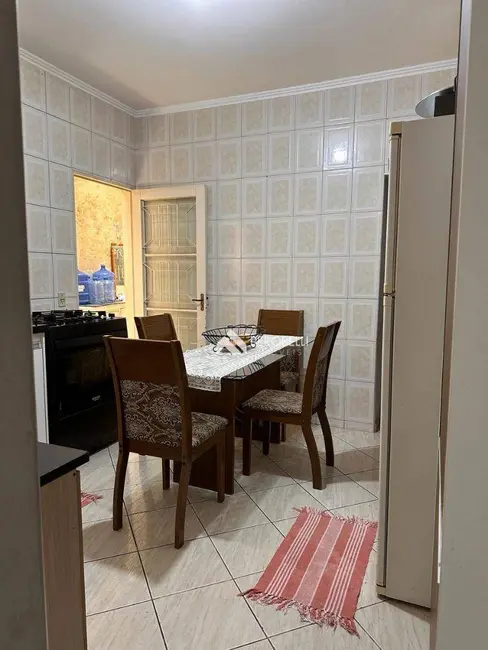 Foto 2 de Casa com 2 quartos à venda, 125m2 em Centro, Itatiba - SP
