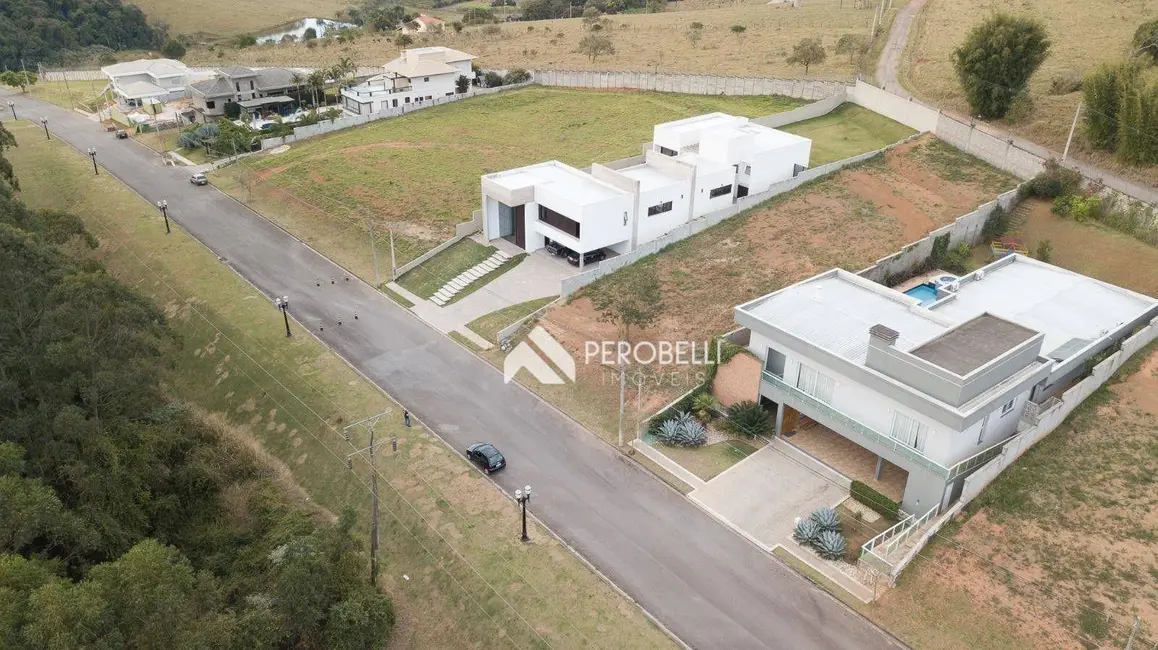 Foto 3 de Terreno / Lote à venda, 1308m2 em Centro, Itatiba - SP