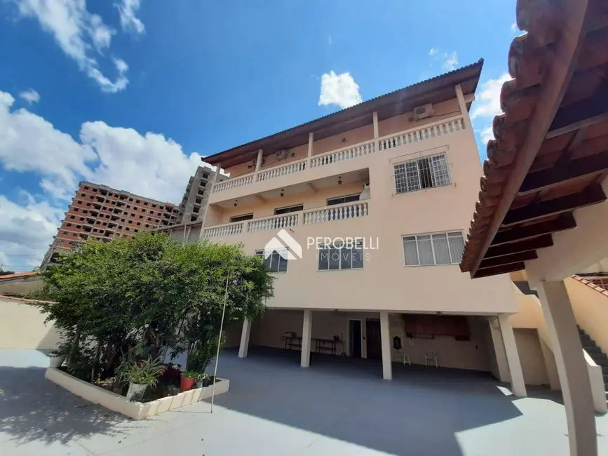 Foto 1 de Casa com 6 quartos à venda, 500m2 em Centro, Itatiba - SP