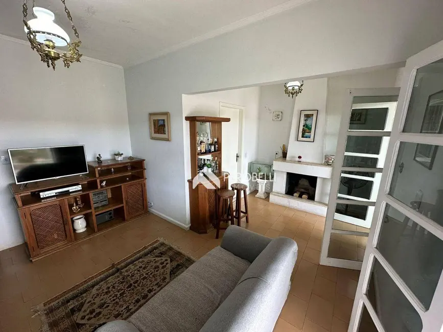 Casa com 3 quartos à venda, 250m2 em Centro, Itatiba - SP - imagem 6 Foto 6 de Casa com 3 quartos à venda, 250m2 em Centro, Itatiba - SP