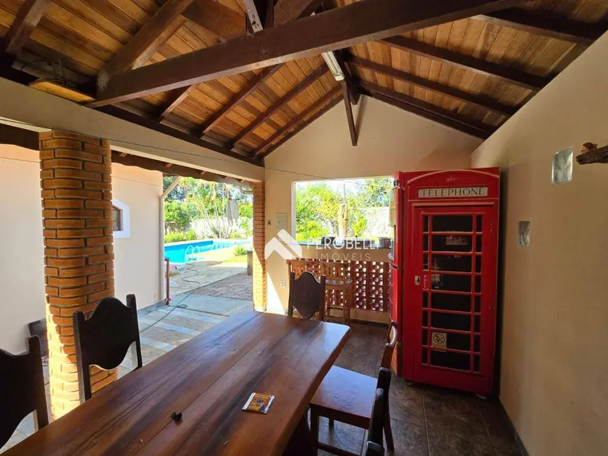 Foto 8 de Chácara com 3 quartos à venda, 2232m2 em Centro, Itatiba - SP