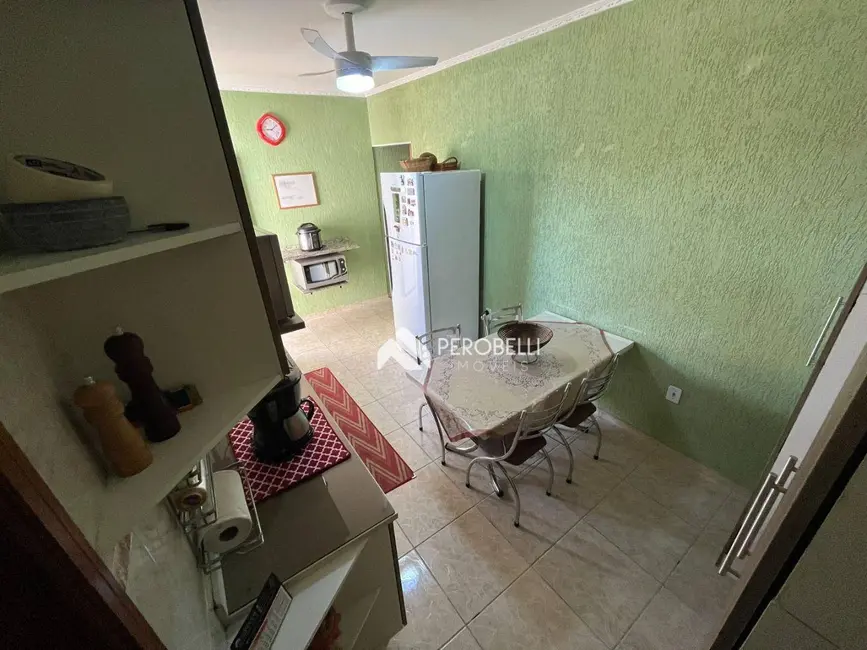 Casa com 3 quartos à venda, 134m2 em Centro, Itatiba - SP - imagem 4 Foto 4 de Casa com 3 quartos à venda, 134m2 em Centro, Itatiba - SP