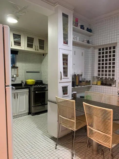 Casa de Condomínio com 5 quartos à venda, 450m2 em Quarenta Horas (Coqueiro), Ananindeua - PA - imagem 6 Foto 6 de Casa de Condomínio com 5 quartos à venda, 450m2 em Quarenta Horas (Coqueiro), Ananindeua - PA