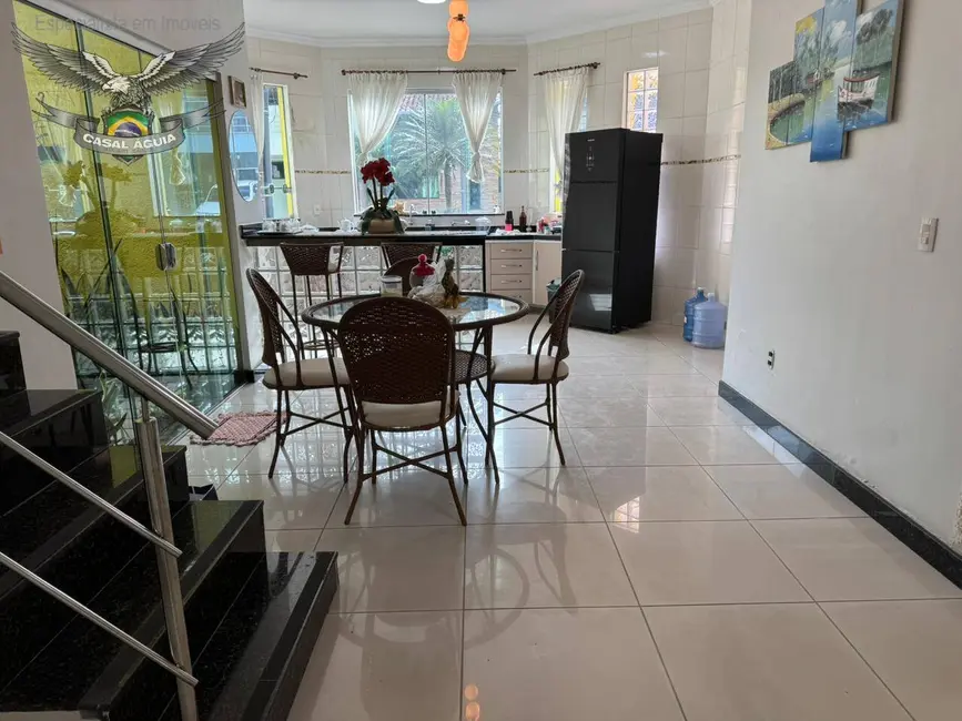 Foto 2 de Casa de Condomínio com 4 quartos à venda, 250m2 em Parque Verde, Belem - PA