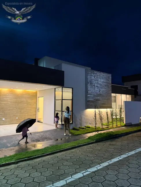 Casa de Condomínio com 3 quartos à venda, 176m2 em Centro, Ananindeua - PA - imagem 1 Foto 1 de Casa de Condomínio com 3 quartos à venda, 176m2 em Centro, Ananindeua - PA