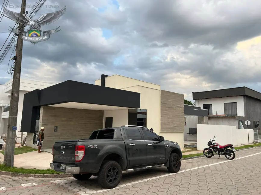 Casa de Condomínio com 3 quartos à venda, 176m2 em Centro, Ananindeua - PA - imagem 1 Foto 1 de Casa de Condomínio com 3 quartos à venda, 176m2 em Centro, Ananindeua - PA